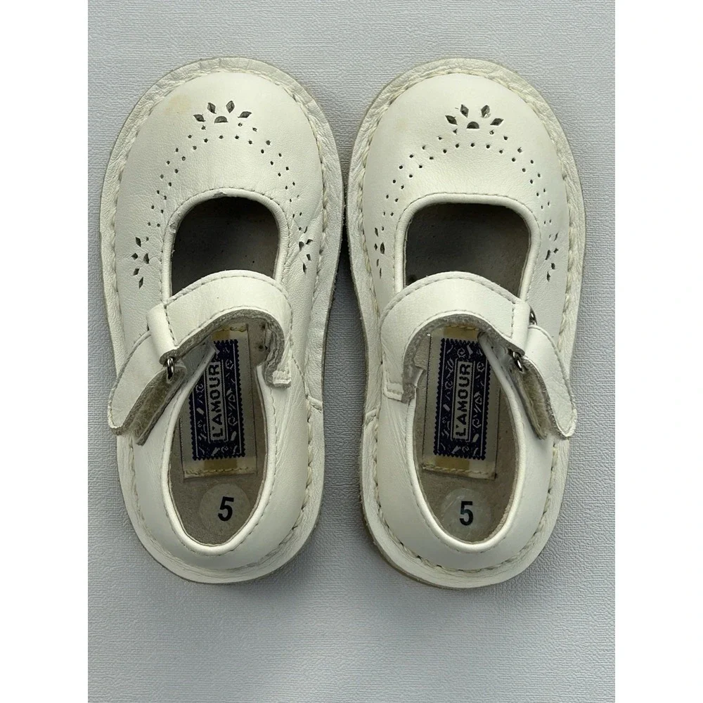 L'Amour Girls Size 5 White Leather Mary Jane Shoes Perforated Floral Dress